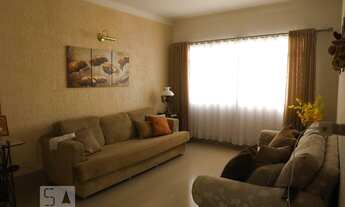 Imagem: Casa à Venda - Bosque da Saúde, 3 Quartos