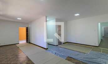 Imagem 2: Casa à Venda - Jardim Avelino , 3 Quartos, 200 m2