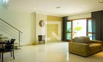 Imagem 4: Casa à Venda - Jardim Santa Helena, 3 Quartos, 700 m2