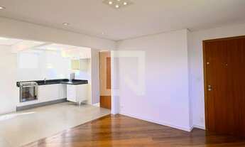 Imagem 2: Apartamento à Venda - Aclimação, 3 Quartos, 82 m2