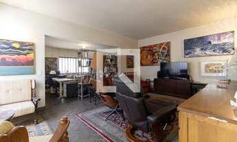 Imagem: Casa à Venda - Bosque da Saúde, 3 Quartos