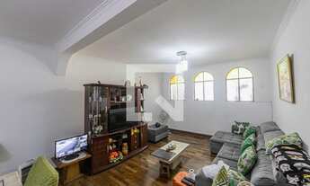 Imagem 2: Casa à Venda - Vila Carrão, 3 Quartos, 290 m2