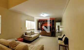 Imagem 2: Casa à Venda - Bosque da Saúde, 3 Quartos, 179 m2