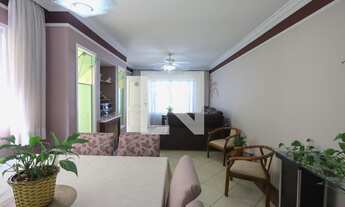 Imagem 2: Casa à Venda - Água Fria, 3 Quartos, 185 m2