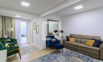 Imagem: Casa à Venda - Água Fria, 3 Quartos, 130