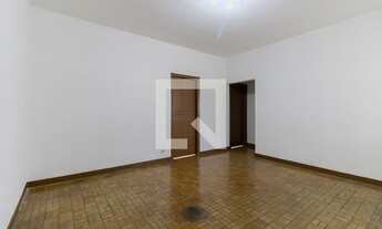 Imagem: Casa à Venda - Bosque da Saúde, 3 Quartos