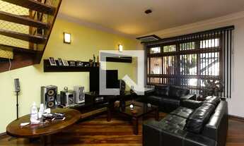 Imagem 5: Casa à Venda - Sumaré, 4 Quartos, 350 m2