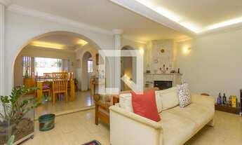 Imagem: Casa à Venda - Campo Belo, 5 Quartos, 230