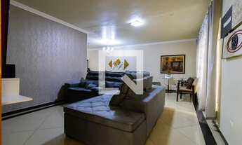 Imagem 2: Casa à Venda - Vila das Mercês, 3 Quartos, 220 m2