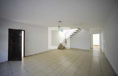 Imagem 3: Casa à Venda - Belém, 3 Quartos, 240 m2