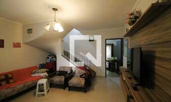 Imagem: Casa à Venda - Vila Re, 2 Quartos, 301