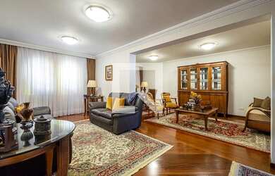 Imagem 2: Casa à Venda - Vila Madalena, 3 Quartos, 320 m2