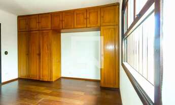 Imagem 4: Casa à Venda - Cidade São Francisco , 4 Quartos, 200 m2