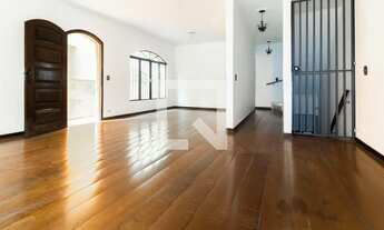 Imagem 3: Casa à Venda - Cidade São Francisco , 4 Quartos, 200 m2