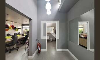 Imagem 7: Casa à Venda - Pacaembu, 3 Quartos, 295 m2