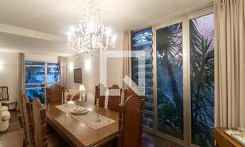 Imagem 2: Casa à Venda - Vila Madalena, 4 Quartos, 600 m2