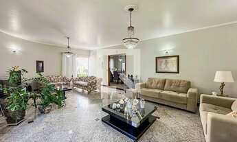 Imagem 2: Casa à Venda - Água Fria, 3 Quartos, 290 m2