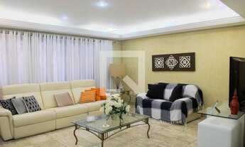 Imagem 3: Casa à Venda - Água Fria, 3 Quartos, 500 m2