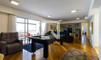 Imagem 2: Apartamento à Venda - Aclimação, 3 Quartos, 198 m2