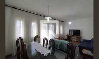 Imagem: Casa à Venda - Bosque da Saúde, 3 Quartos