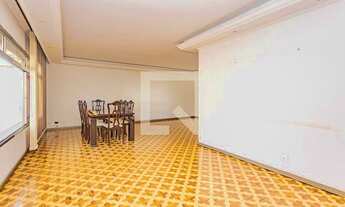 Imagem: Casa à Venda - Bosque da Saúde, 4 Quartos