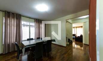 Imagem: Casa à Venda - Vila Prudente, 3 Quartos