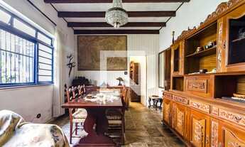 Imagem: Casa à Venda - Sumaré, 3 Quartos, 300