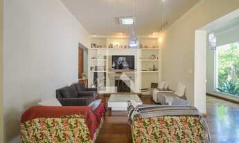 Imagem 2: Casa à Venda - Pacaembu, 4 Quartos, 400 m2