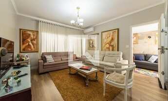 Imagem: Casa à Venda - Bosque da Saúde, 2 Quartos