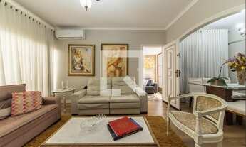 Imagem 2: Casa à Venda - Bosque da Saúde, 2 Quartos, 209 m2