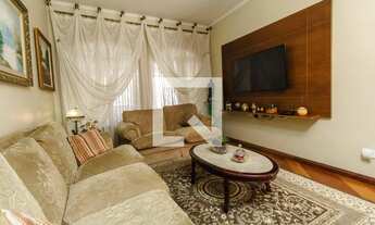 Imagem 3: Casa à Venda - Vila Carrão, 3 Quartos, 240 m2