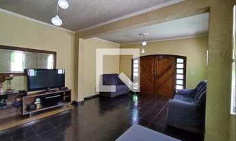 Imagem: Casa à Venda - Vila Ré, 3 Quartos, 250