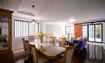 Imagem: Casa à Venda - Bosque da Saúde, 4 Quartos