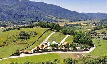 Imagem: Terreno Cond. Fechado a Venda - Sta Regina/Camboriu