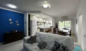 Imagem 3: Apartamento de Alto Padrão com 2 Quartos (1 Suíte), Varanda Gourmet, 2 Vagas de Garagem e