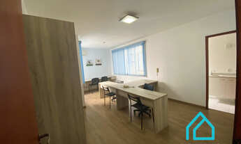 Imagem 2: Sala Comercial Mobiliada e Pronta para Uso no Coração de Taubaté, SP