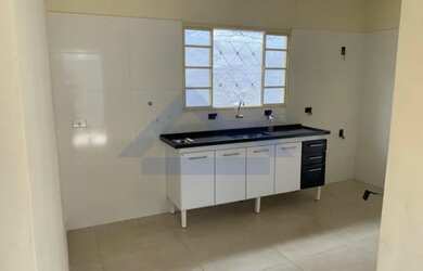 Imagem 5: Casa para Venda em Ribeirão Preto, Vila Mariana, 3 dormitórios, 1 banheiro, 2 vagas