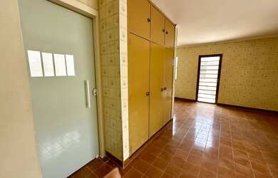 Imagem 6: Casa para Venda em Ribeirão Preto, Campos Elíseos, 3 dormitórios, 2 banheiros, 4 vagas