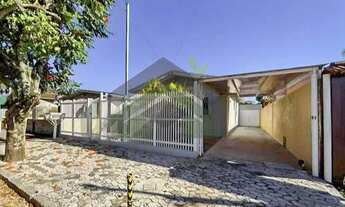 Imagem: Casa térrea com piscina 2 dorms área