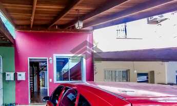 Imagem: Sobrado ampliado com vaga coberta