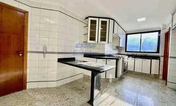 Imagem 7: Apartamento alto padrão na Getulio Vargas, possui 3 dormitórios sendo 2 suítes, 2 vagas de