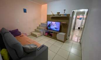 Imagem: Sobrado 2 dormitorios, quintal, 2 banheiros