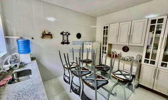 Imagem 5: Sobrado com móveis, 2 dormitórios amplos, 2 vagas de garagem e quintal, na Vila Euclides