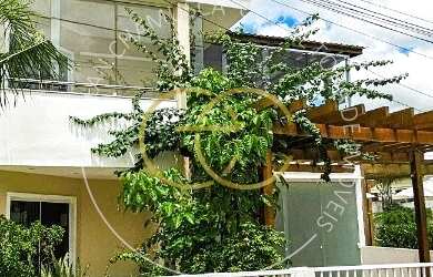 Imagem 4: Casa 4 Dormitórios para venda em Lauro de Freitas - BA