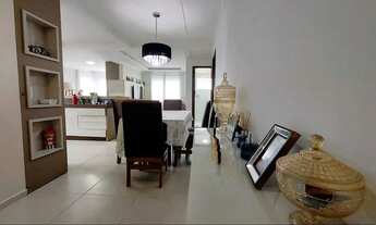 Imagem 3: Apartamento com 3 dormitórios sendo 1 suíte e 2 vagas privativas no bairro Areias em Cambo