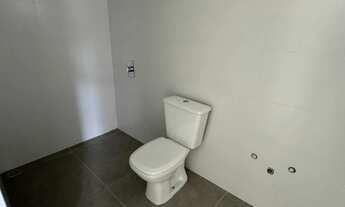 Imagem 6: Sobrado com 3 dormitórios sendo 1 suíte e 2 vagas de garagem no Bairro Espinheiros em Itaj