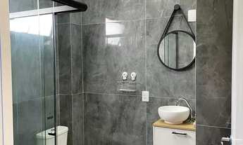 Imagem 7: Sobrado com 3 suítes e 2 vagas de garagem no Bairro Rio Pequeno em Camboriú