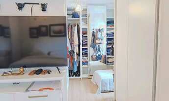 Imagem 2: Apartamento com 3 dormitórios e 2 vagas no centro de Balneário Camboriú