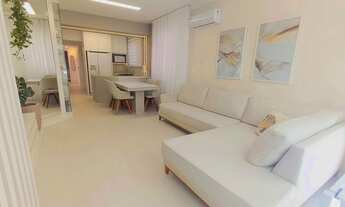 Imagem 2: Apartamento com 3 dormitórios sendo 1 suíte e 1 vaga garagem no Centro de Balneário Cambor