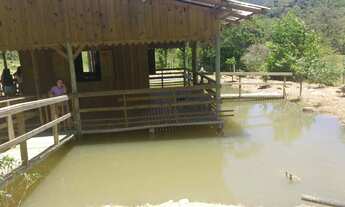 Imagem 4: Sitio com 180.000 m², com 2 lagoas em Camboriú/SC